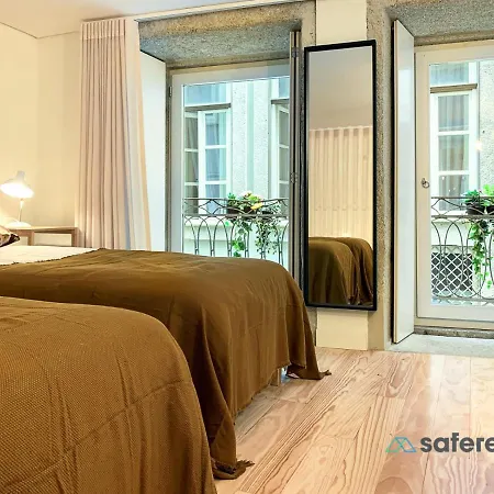 Stylish Triplex Next To Ribeira * Porto