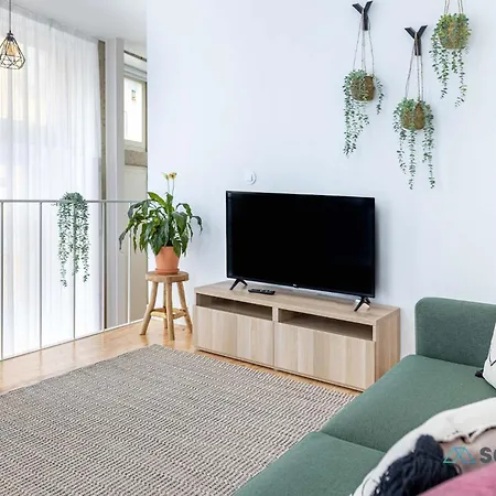 Stylish Triplex Next To Ribeira Apartment Porto